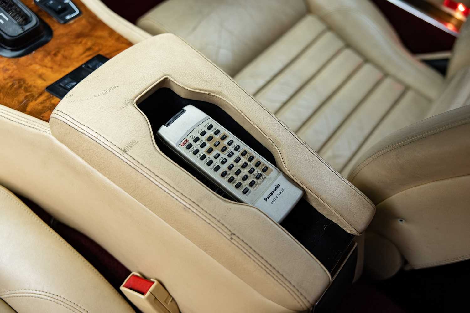 Used Jaguar XJS 1992 for sale - 76557122: Photo 36