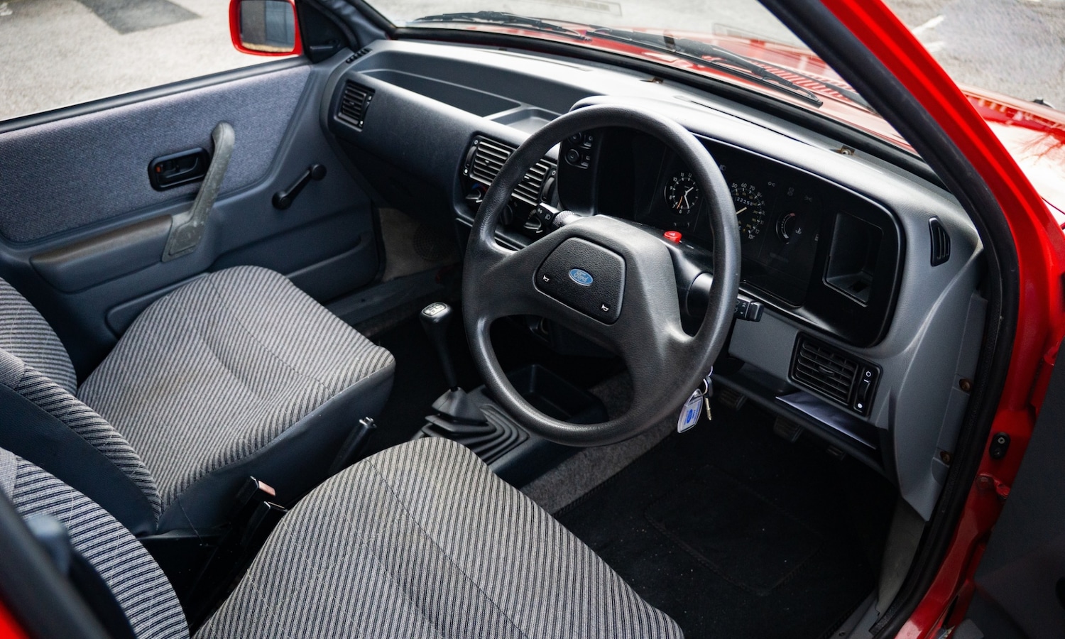 Used Ford Escort 1988 for sale - 77492752: Photo 4