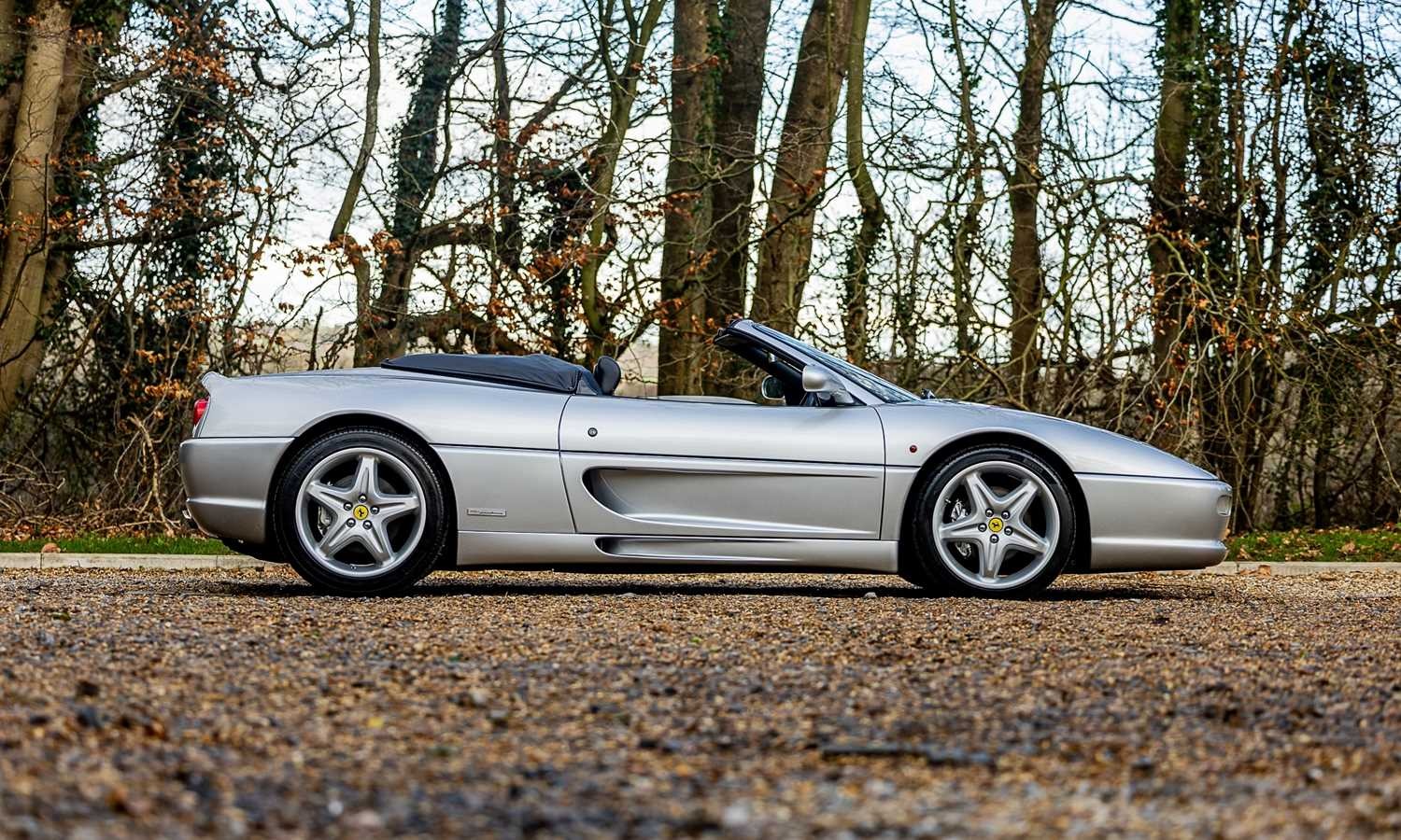 Used Ferrari F355 1999 for sale - 77603947: Photo 2