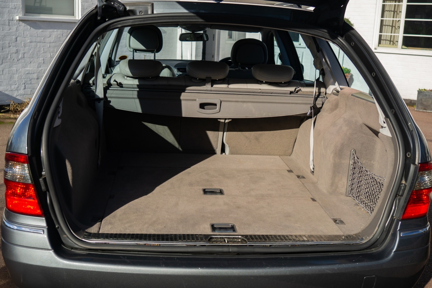 Used Mercedes-Benz E Class 2009 for sale - 77569795: Photo 25