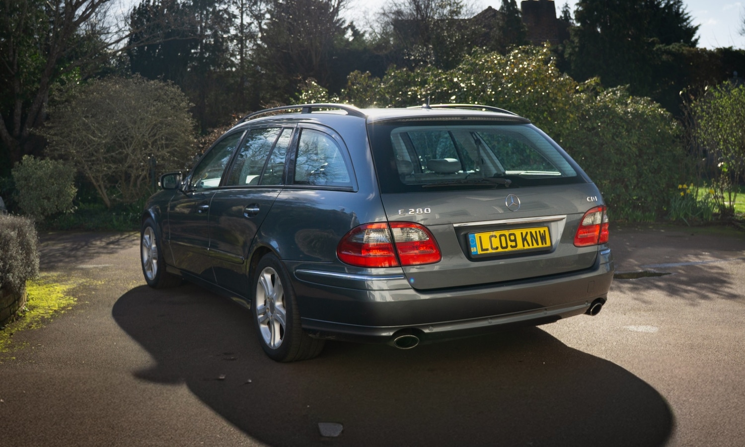 Used Mercedes-Benz E Class 2009 for sale - 77569795: Photo 3