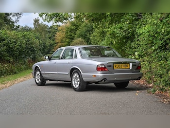 Used Jaguar XJ 2002 for sale - 75774618: Photo