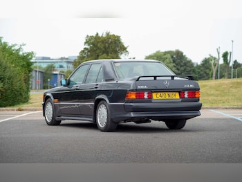 Used Mercedes-Benz 190 1985 for sale - 75689749: Photo