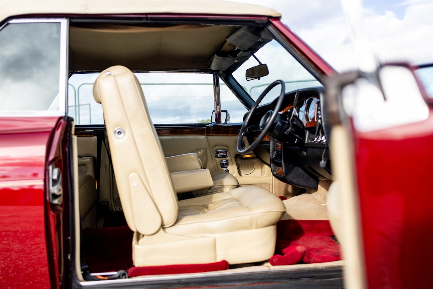 Used Rolls-Royce Corniche 1982 for sale - 76402018: Photo 43
