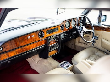 Used Rolls-Royce Corniche 1982 for sale - 76402018: Photo