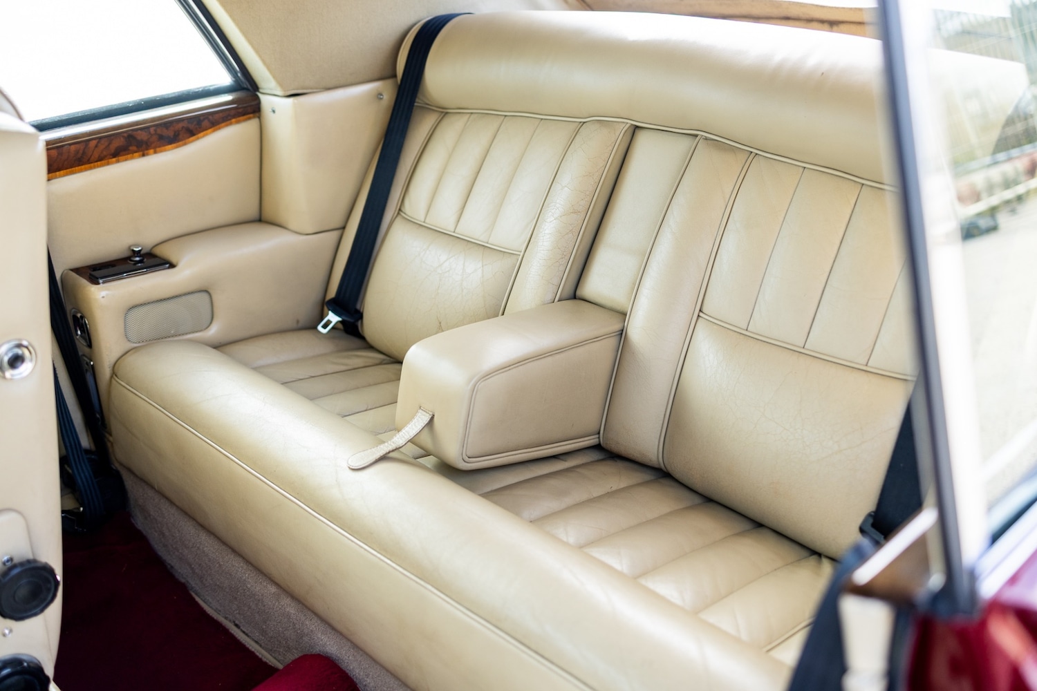 Used Rolls-Royce Corniche 1982 for sale - 76402018: Photo 7