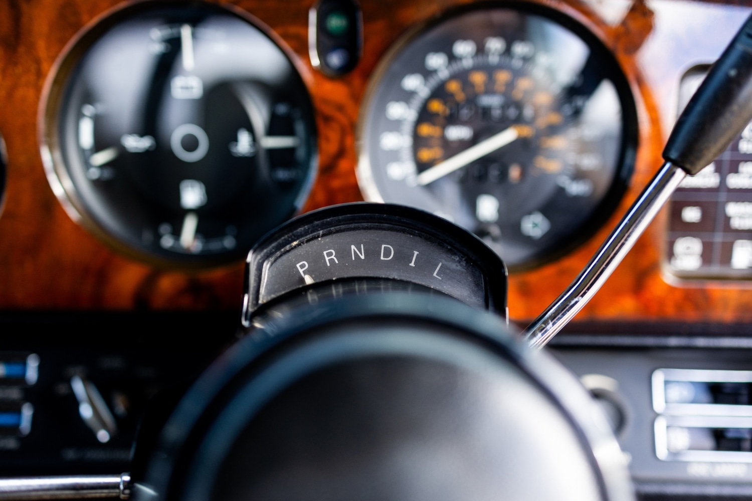 Used Rolls-Royce Corniche 1982 for sale - 76402018: Photo 8