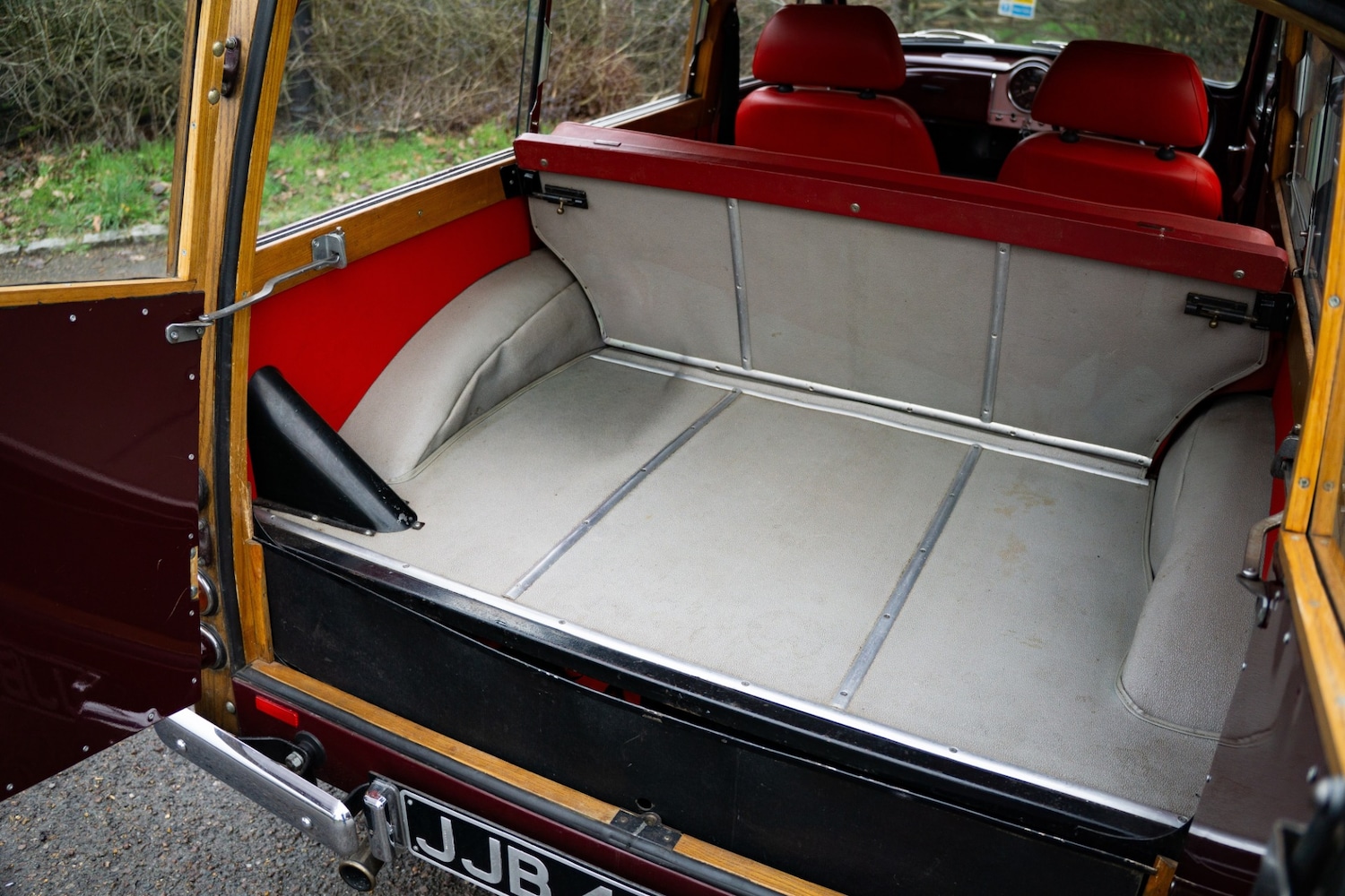 Used Morris Minor 1966 for sale - 77543388: Photo 38