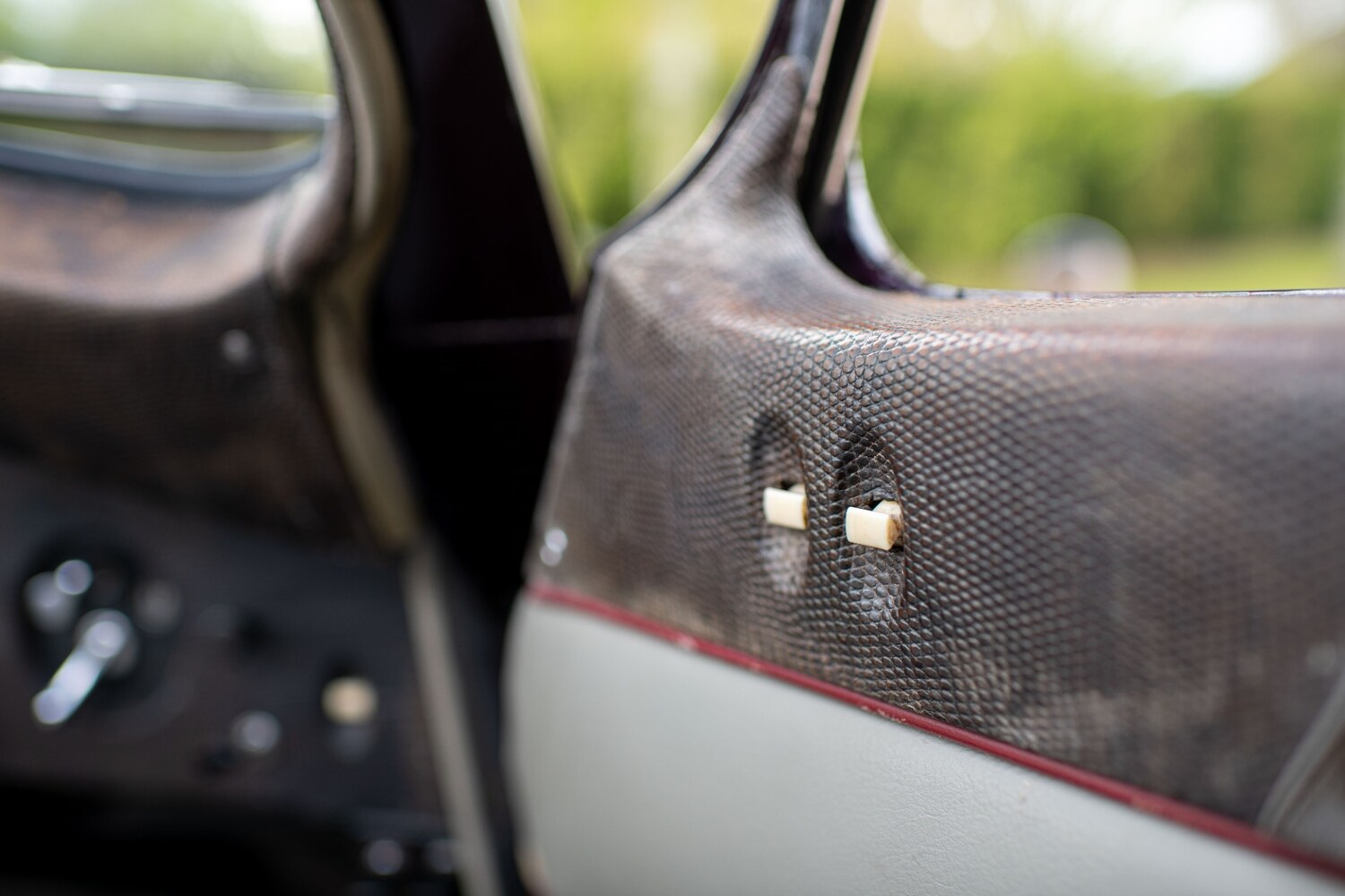 Used Rolls-Royce Silver Wraith 1953 for sale - 77445899: Photo 41