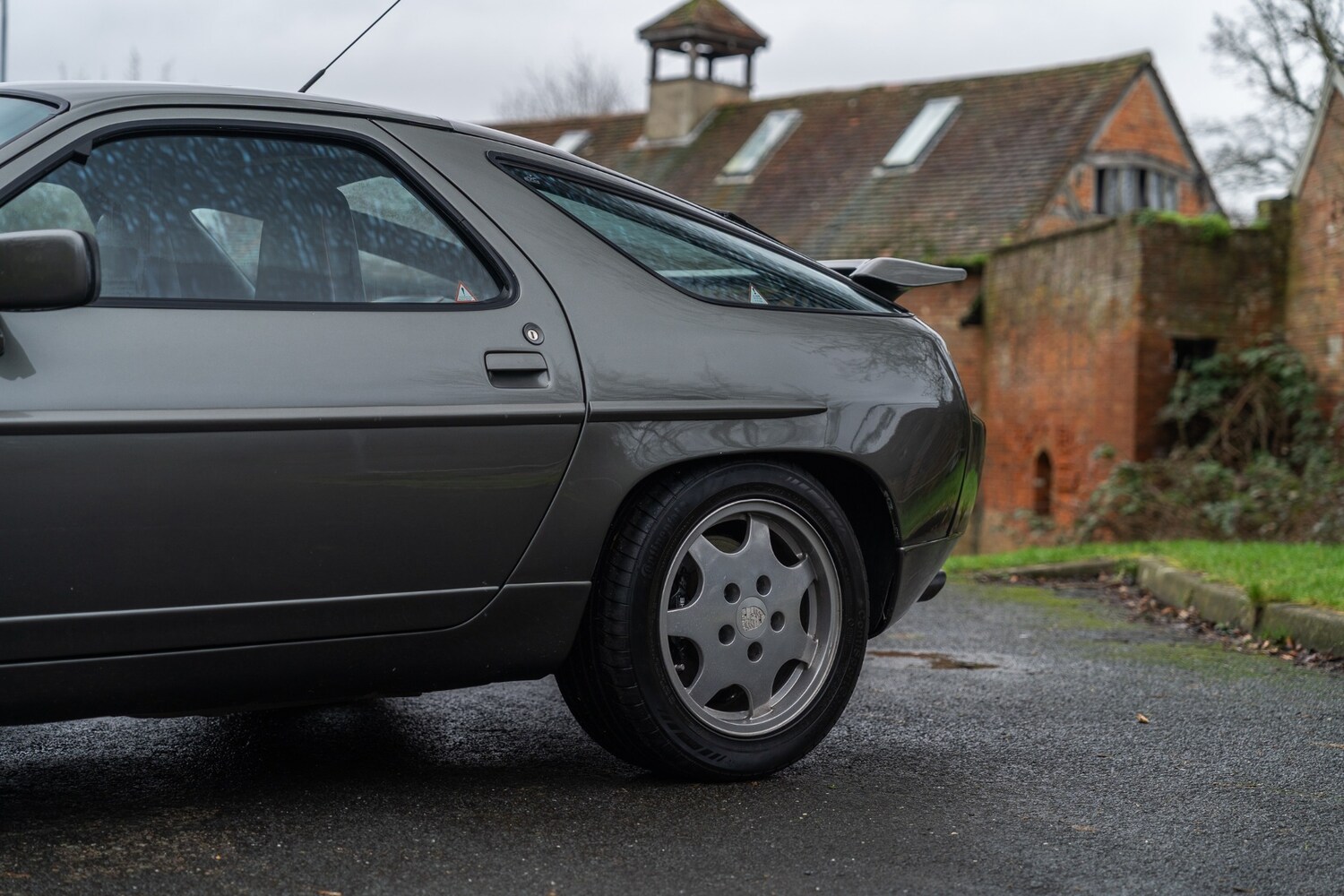 Used Porsche 928 1993 for sale - 77541858: Photo 29