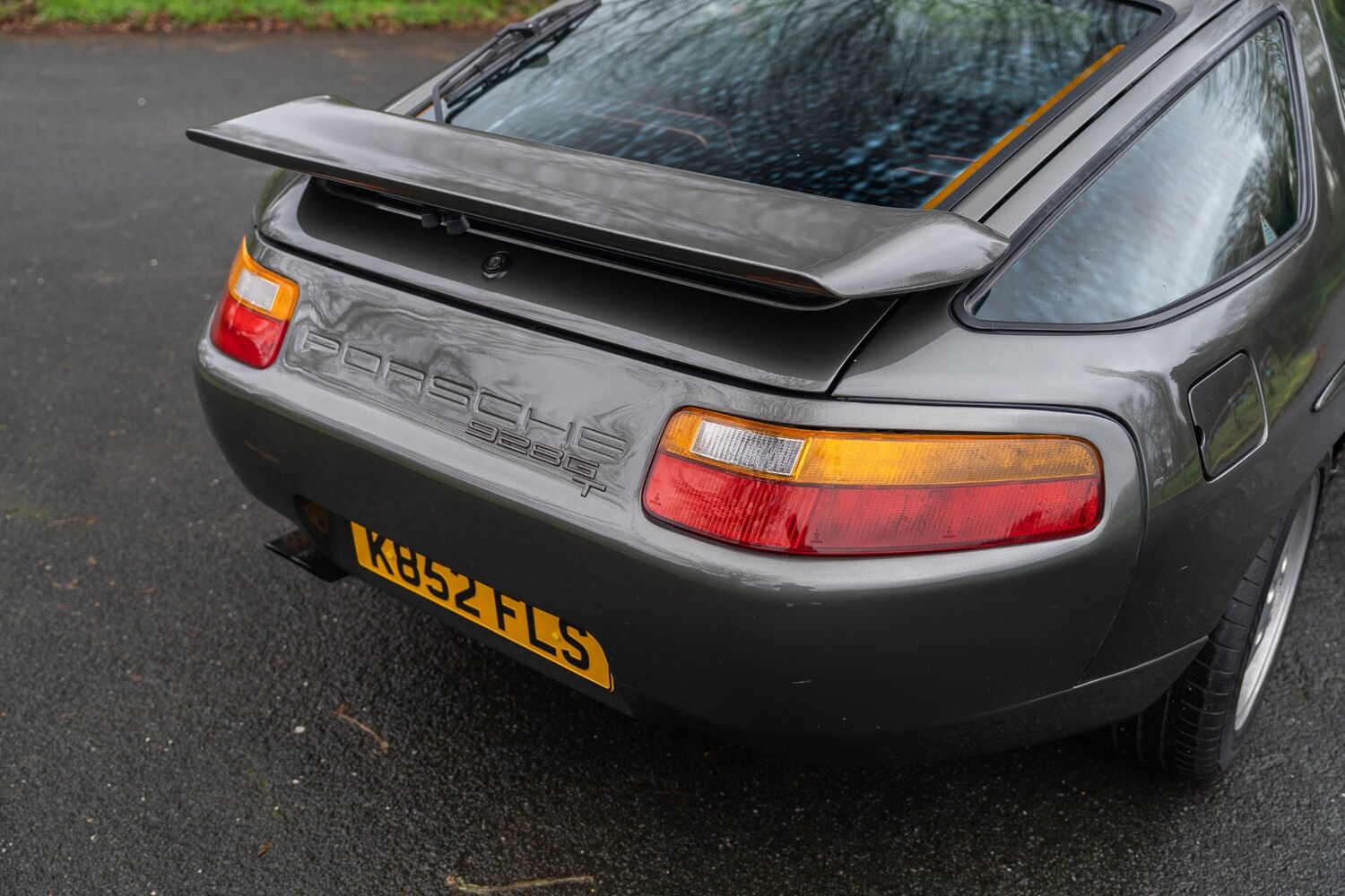 Used Porsche 928 1993 for sale - 77541858: Photo 43