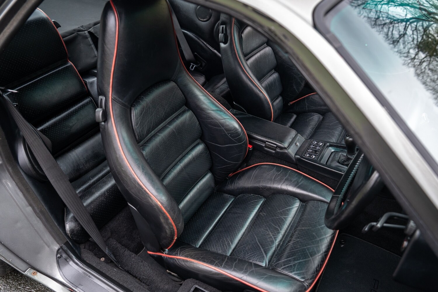 Used Porsche 928 1993 for sale - 77541858: Photo 74