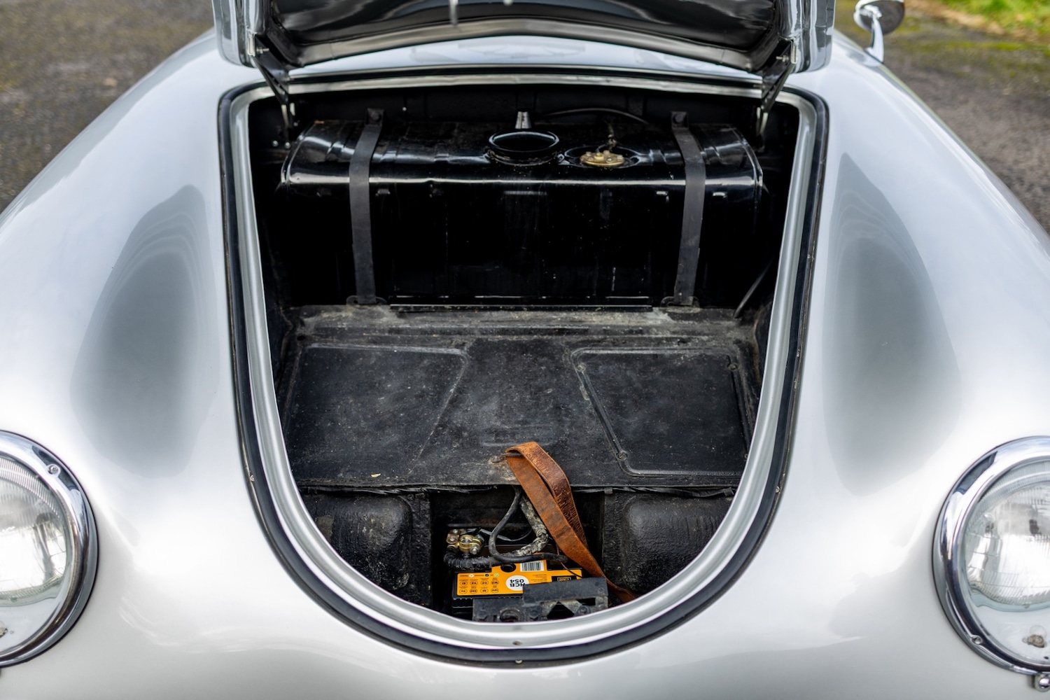 Used Porsche 356 1957 for sale - 77461867: Photo 59