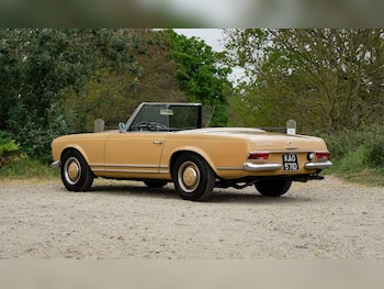Used Mercedes-Benz 230 1966 for sale - 78281359: Photo