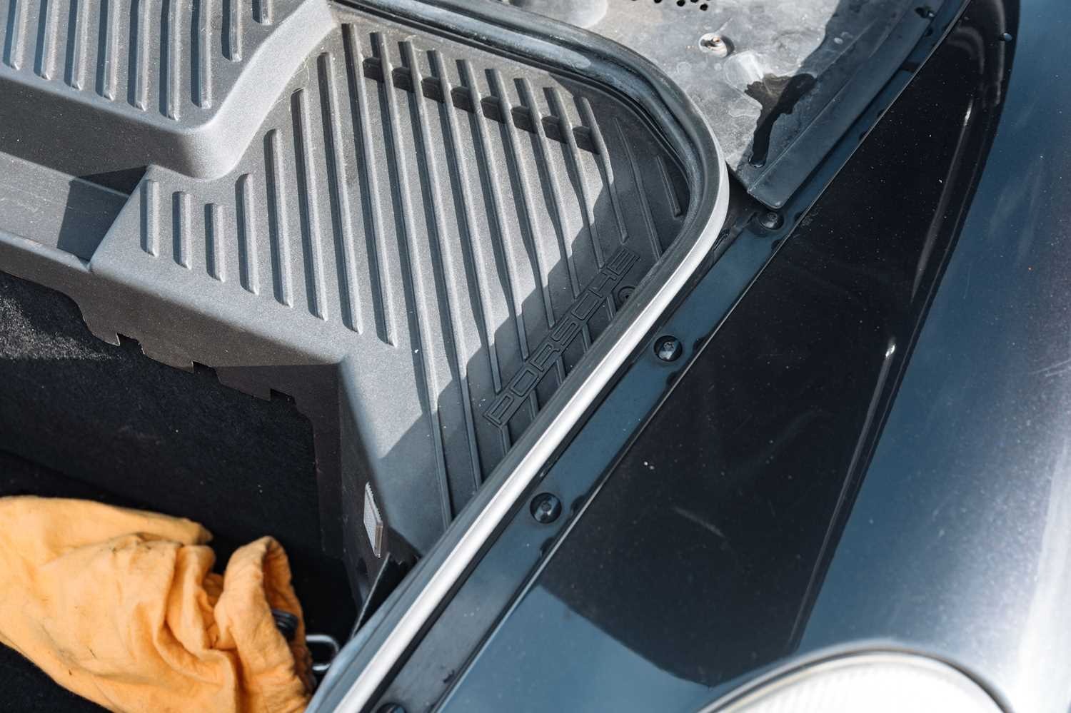 Used Porsche 911 2001 for sale - 76559881: Photo 14