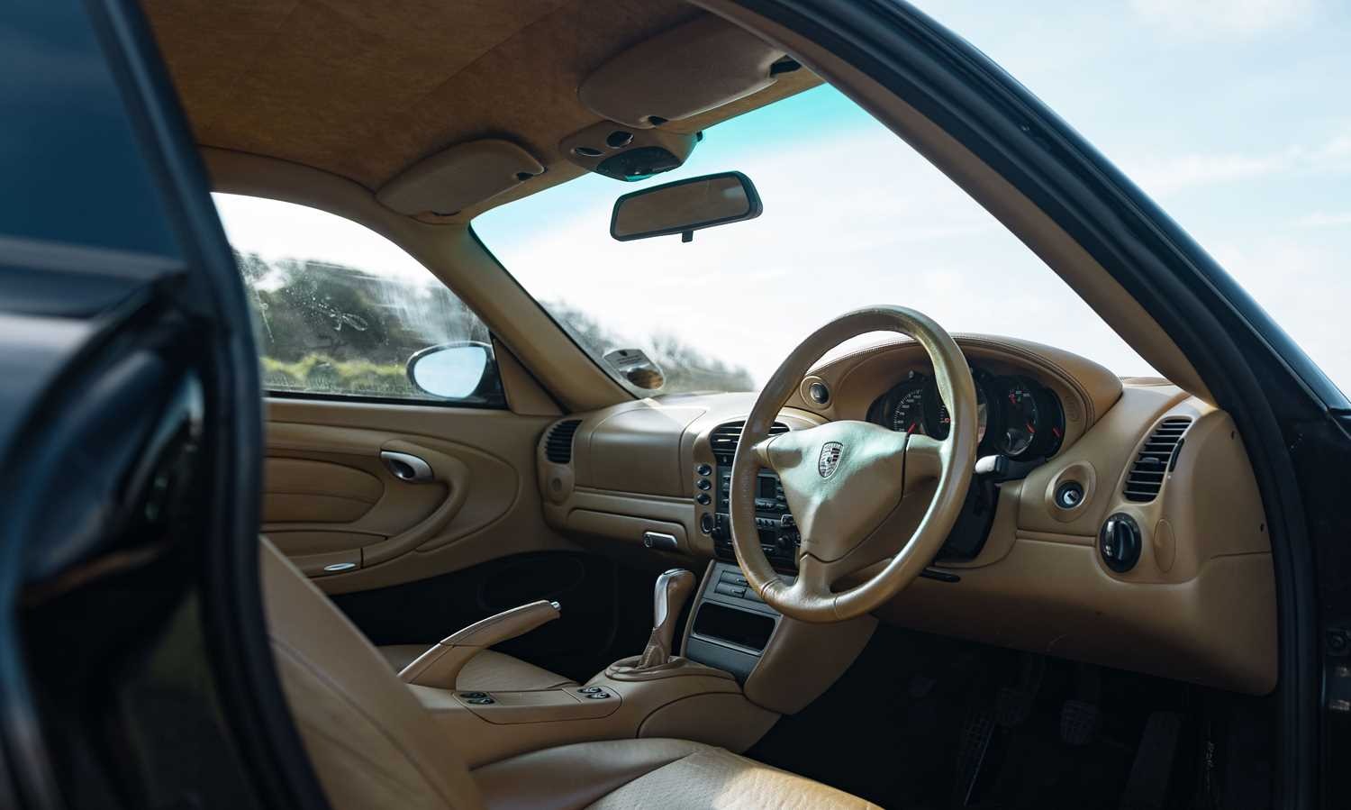 Used Porsche 911 2001 for sale - 76559881: Photo 4