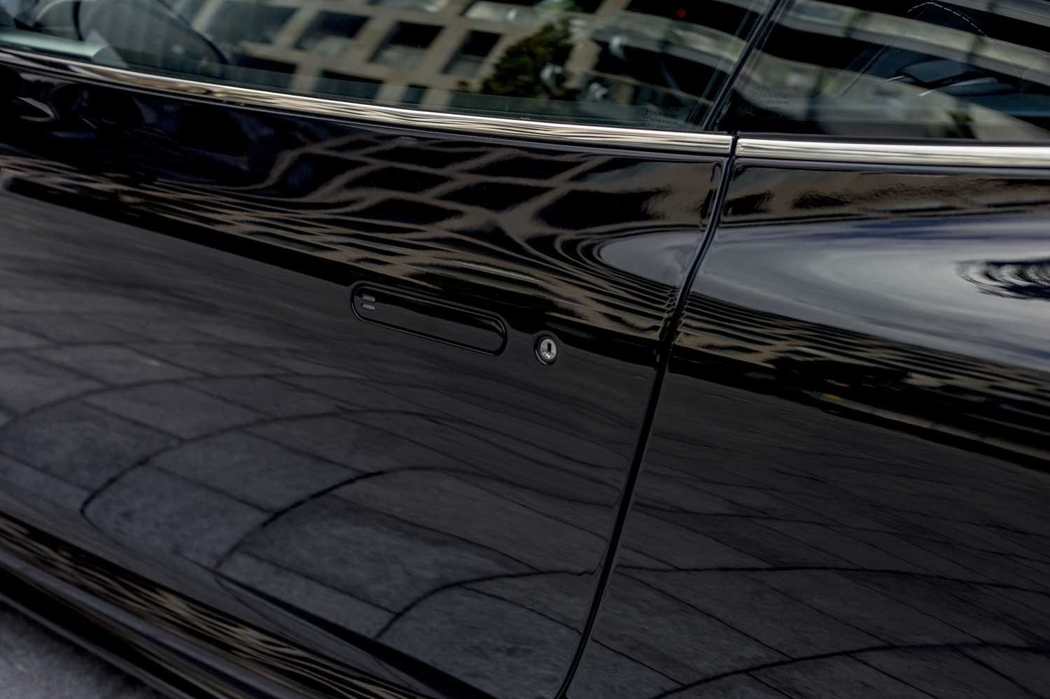 Used Aston Martin DBS for sale - 76543117: Photo 12