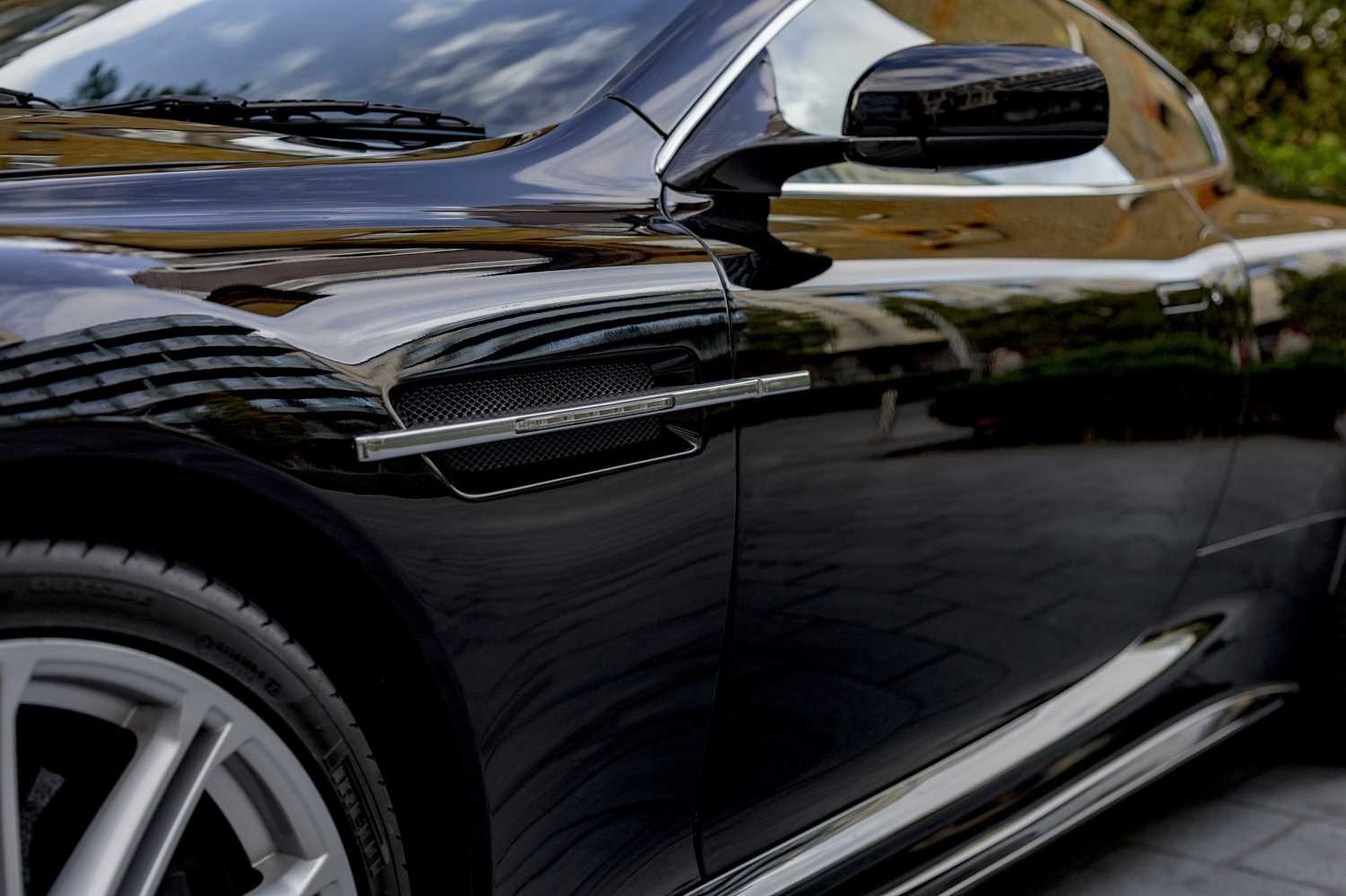 Used Aston Martin DBS for sale - 76543117: Photo 18