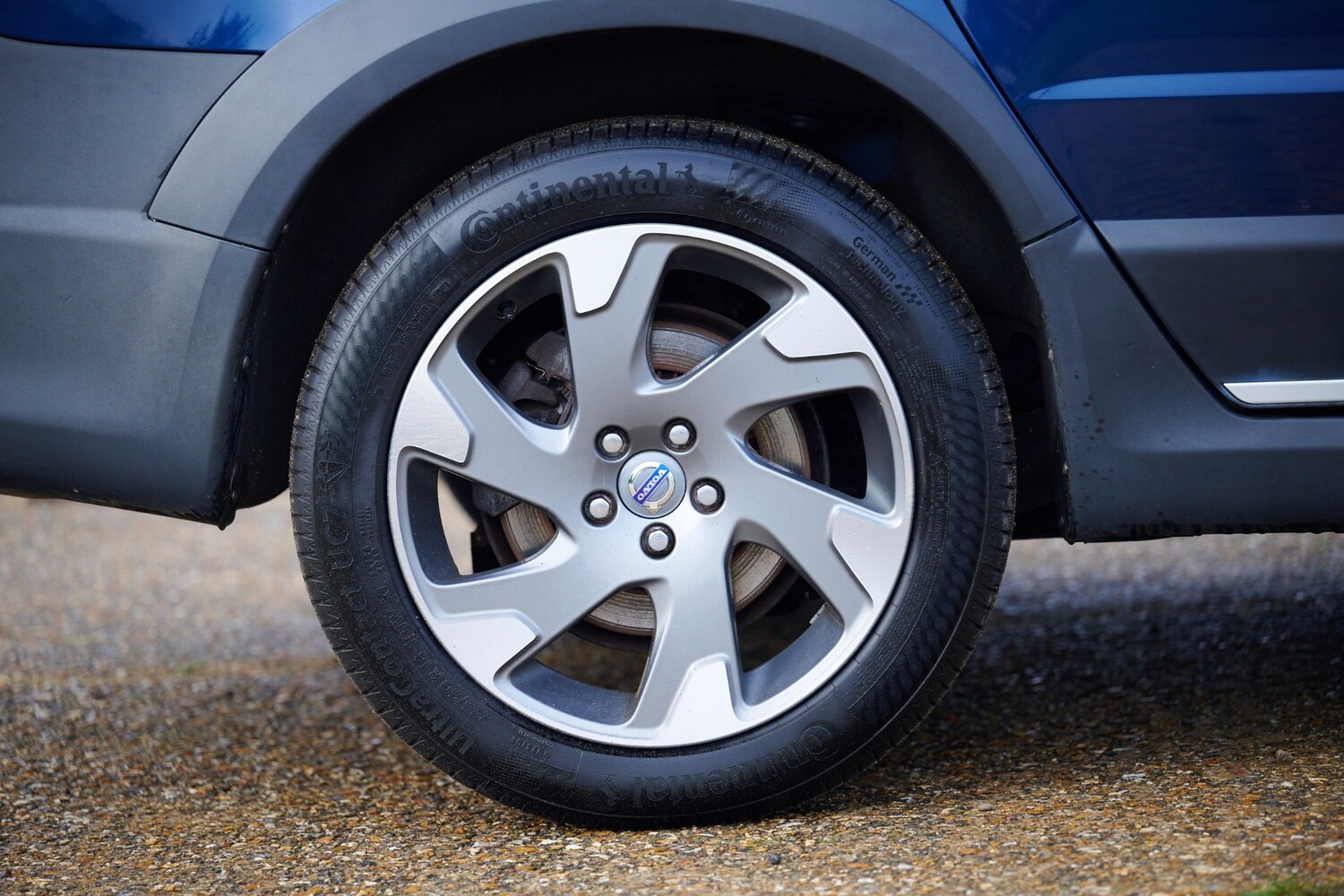 Used Volvo XC70 2012 for sale - 77542558: Photo 30