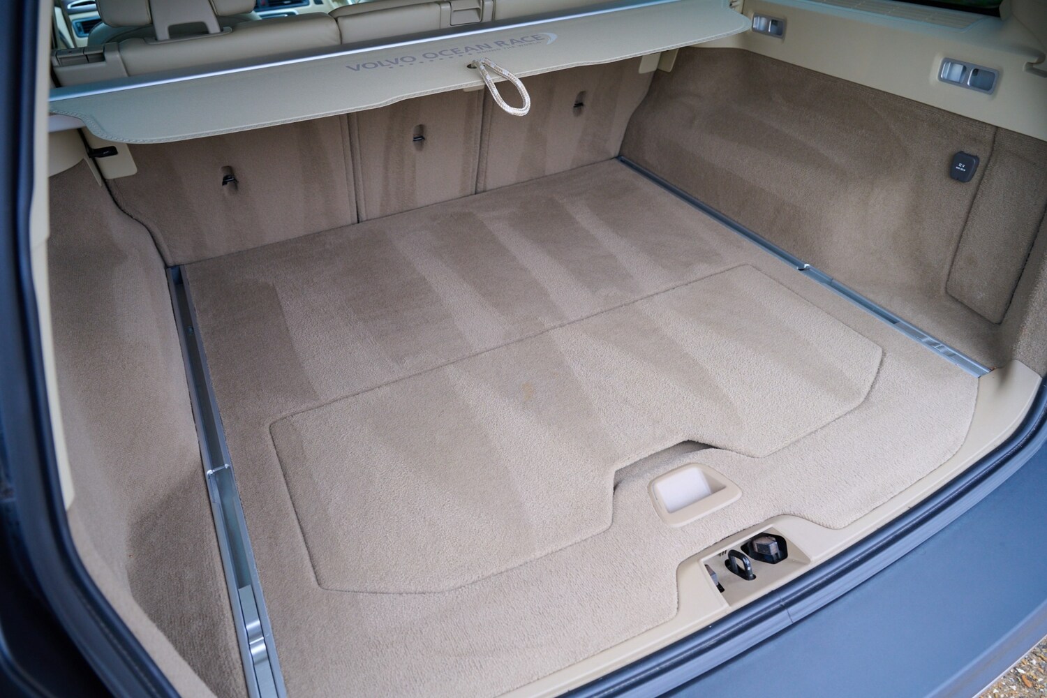 Used Volvo XC70 2012 for sale - 77542558: Photo 34