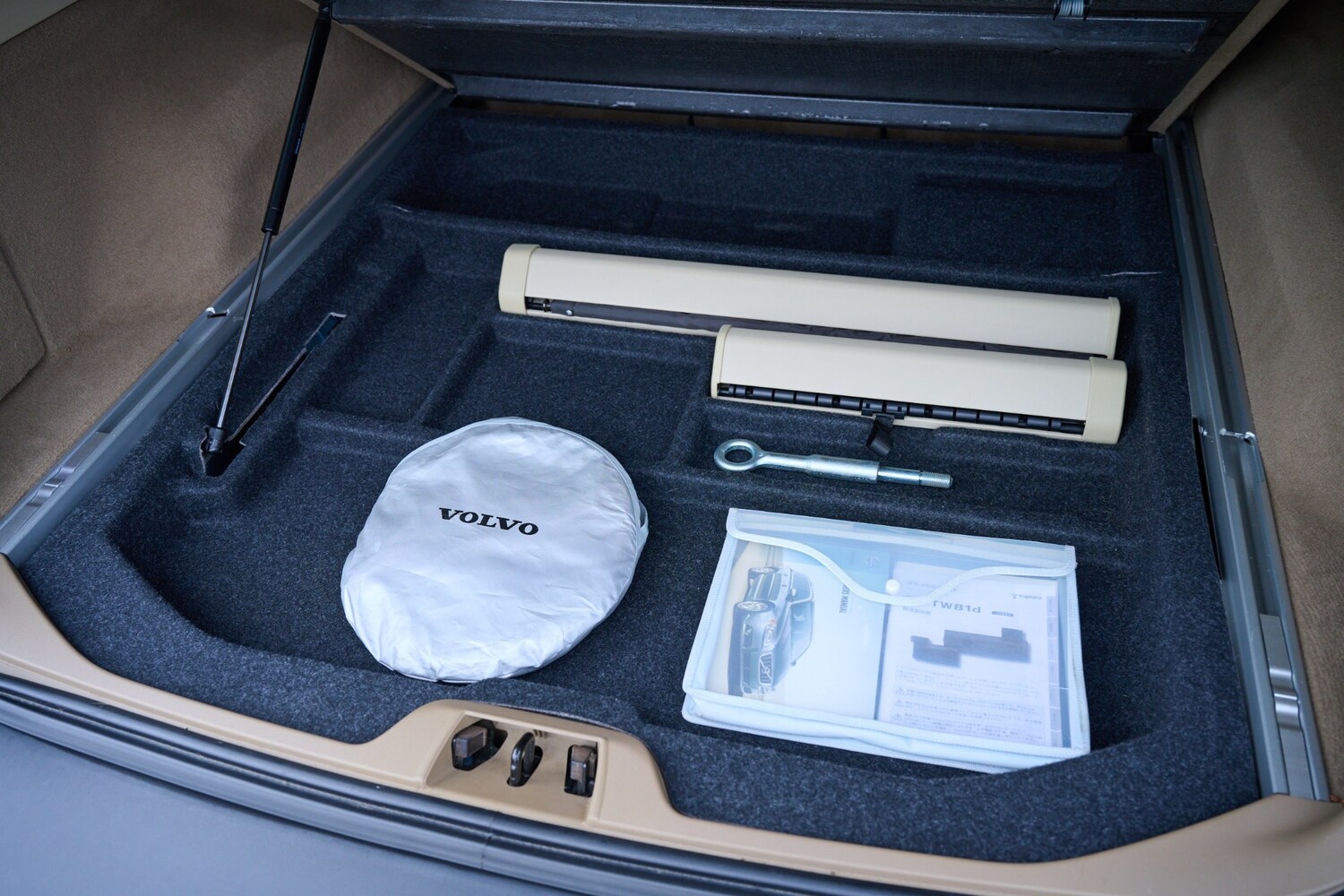 Used Volvo XC70 2012 for sale - 77542558: Photo 36