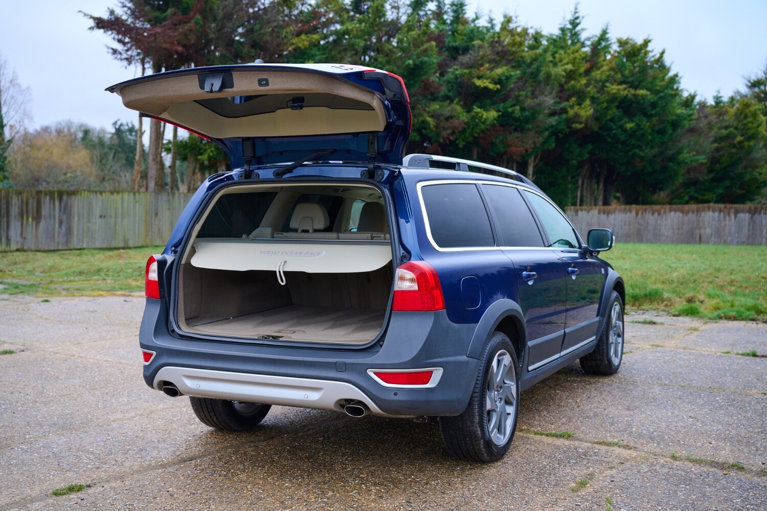 Used Volvo XC70 2012 for sale - 77542558: Photo 40