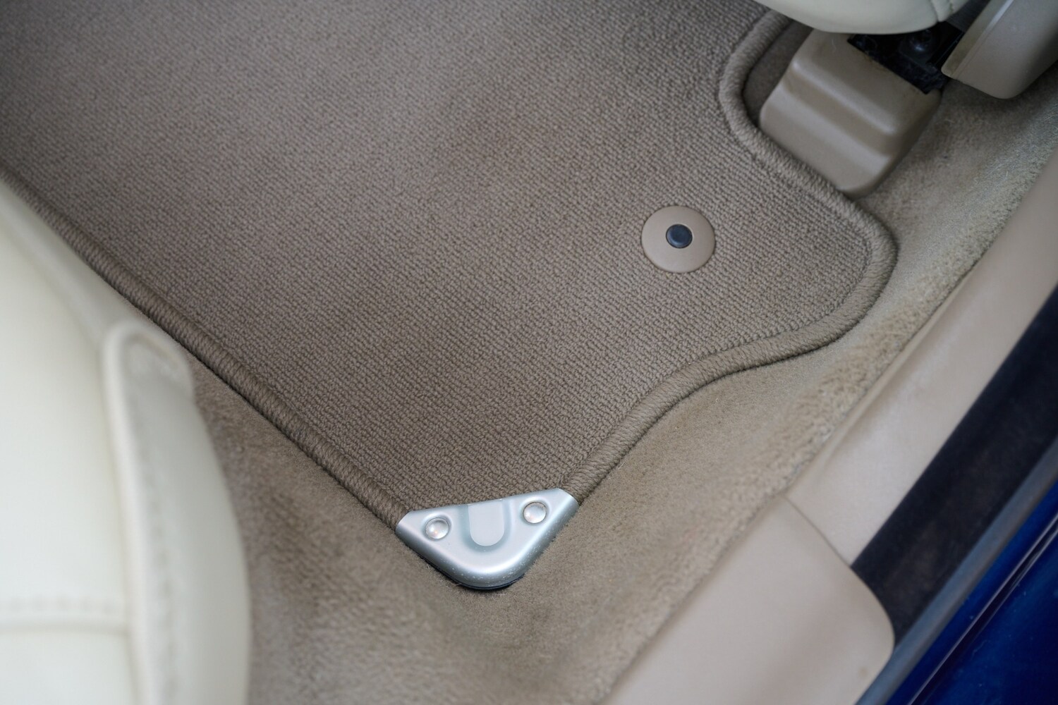 Used Volvo XC70 2012 for sale - 77542558: Photo 52