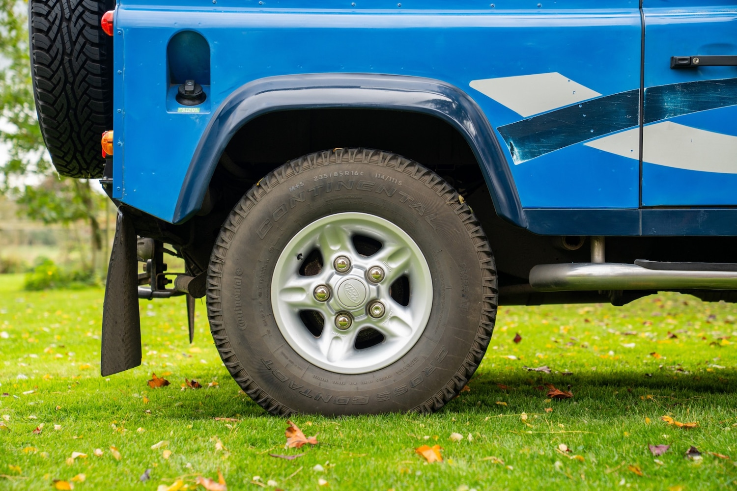 Used Land Rover Defender 90 2020 for sale - 76391183: Photo 32