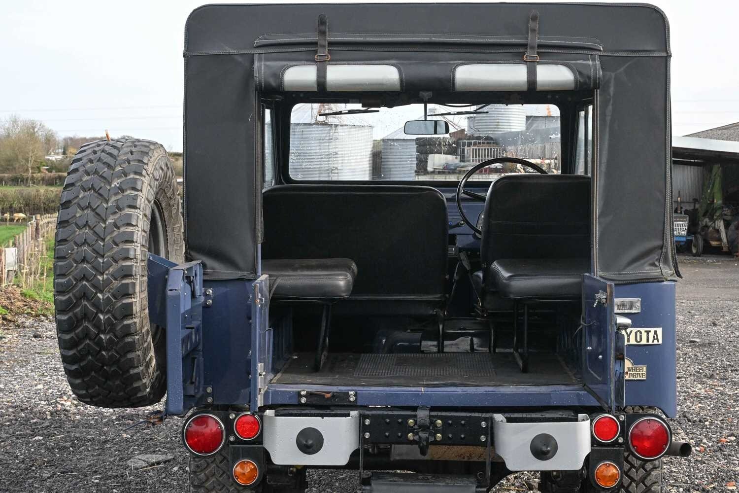 Used Toyota Land Cruiser 2023 for sale - 77605319: Photo 39