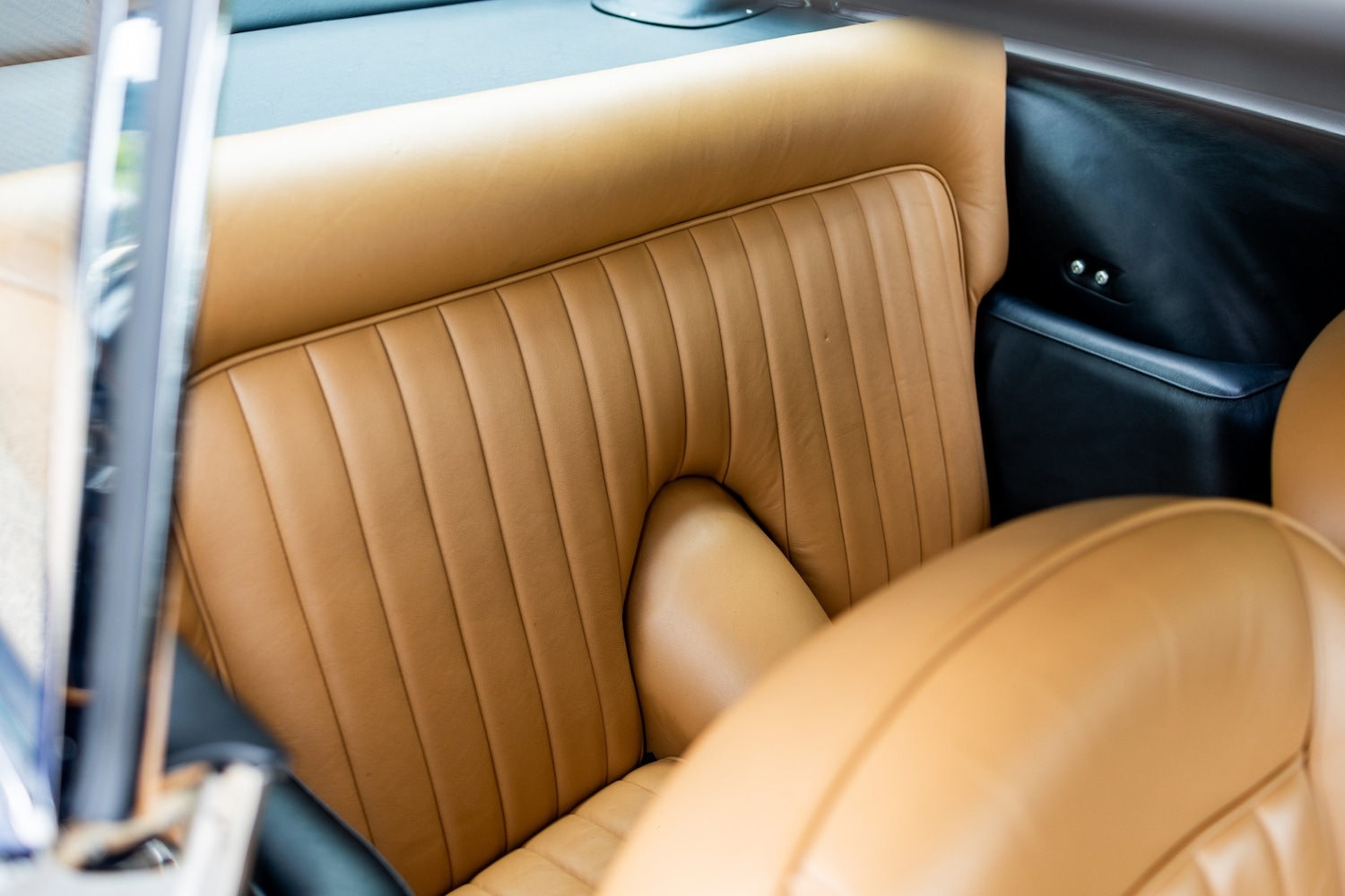 Used Aston Martin DB4 1959 for sale - 77459990: Photo 41