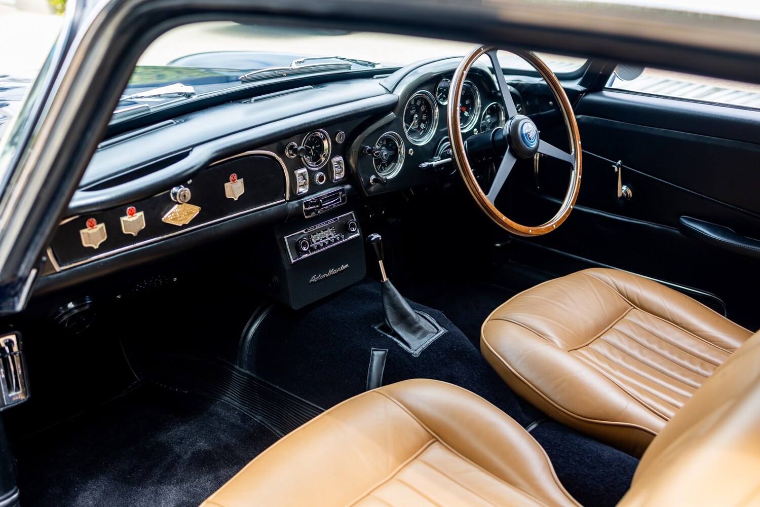 Used Aston Martin DB4 1959 for sale - 77459990: Photo 54