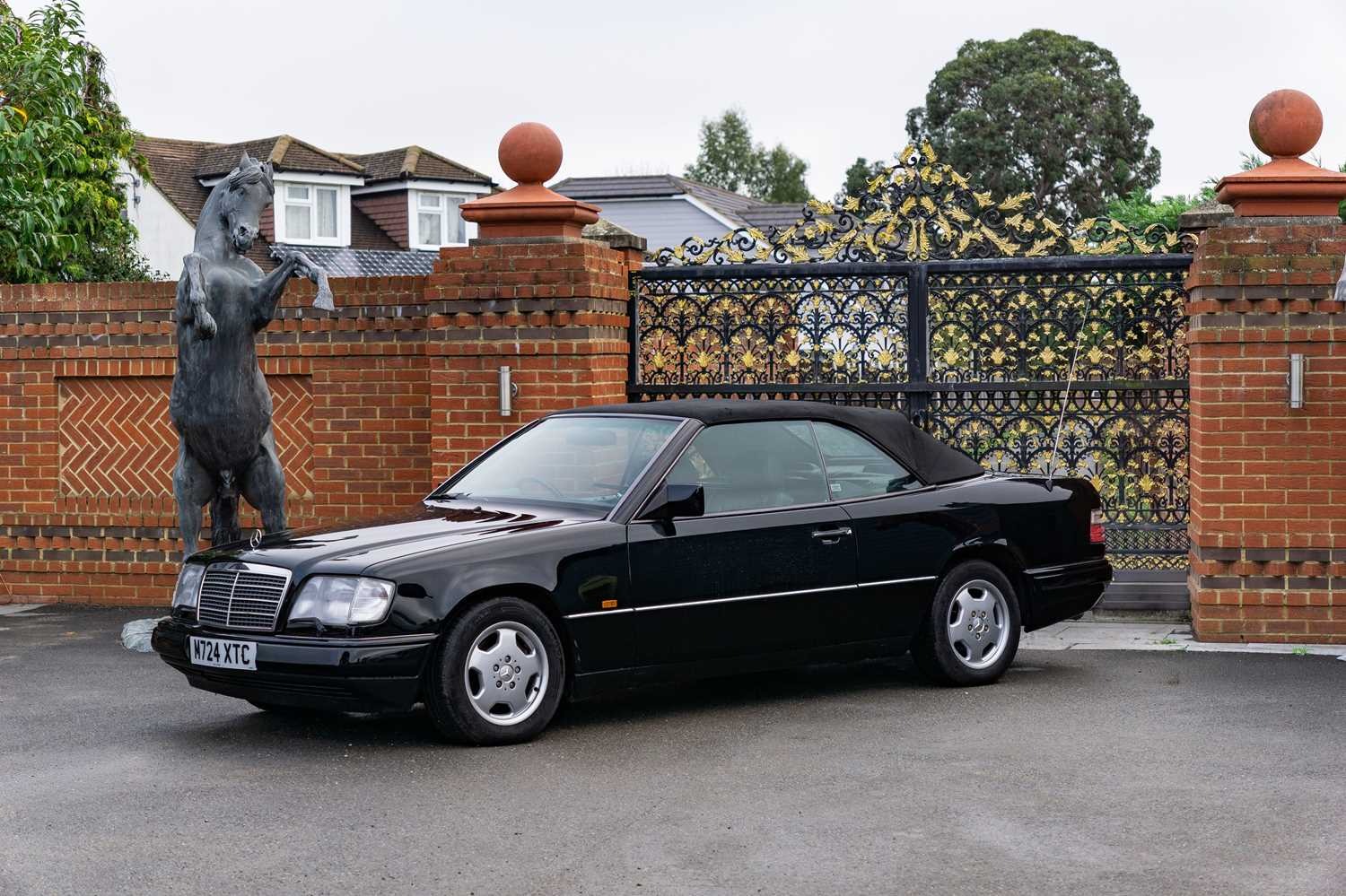 Used Mercedes-Benz E Class 1995 for sale - 76554357: Photo 14