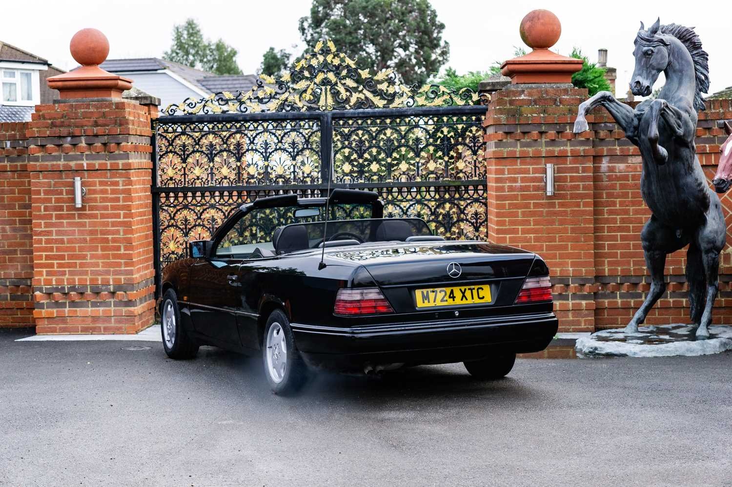 Used Mercedes-Benz E Class 1995 for sale - 76554357: Photo 19