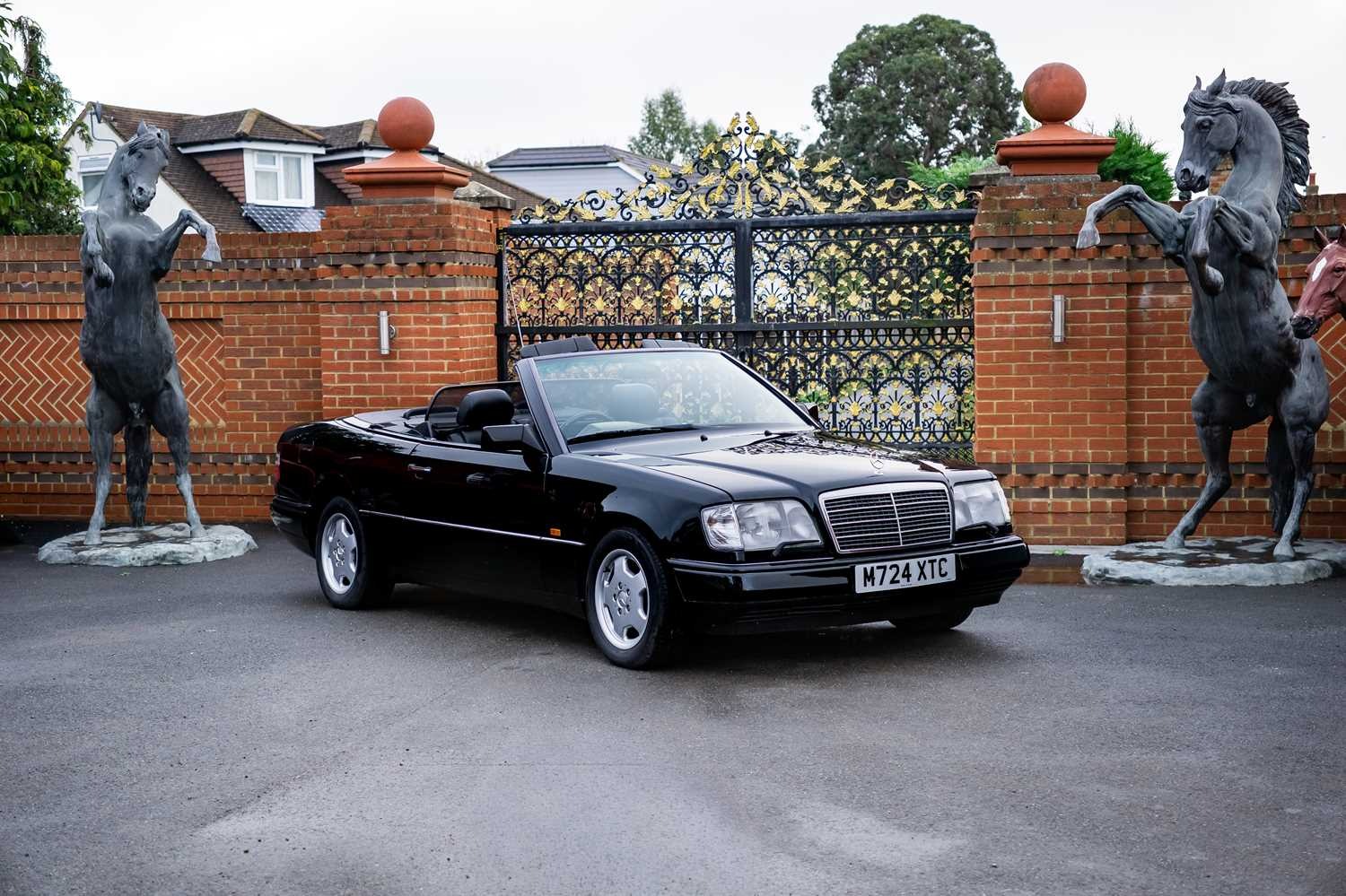 Used Mercedes-Benz E Class 1995 for sale - 76554357: Photo 20