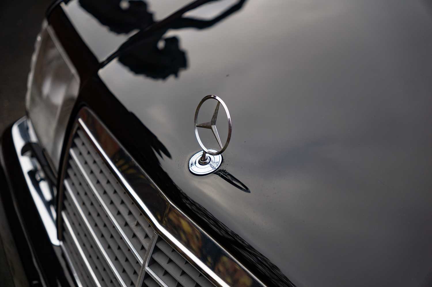 Used Mercedes-Benz E Class 1995 for sale - 76554357: Photo 23