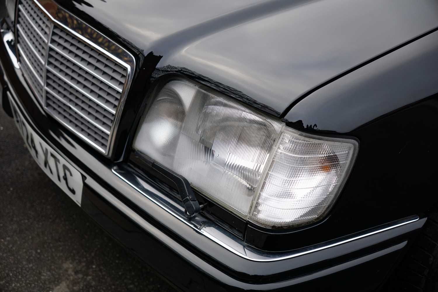 Used Mercedes-Benz E Class 1995 for sale - 76554357: Photo 24