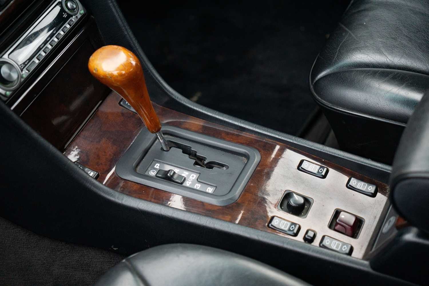 Used Mercedes-Benz E Class 1995 for sale - 76554357: Photo 32