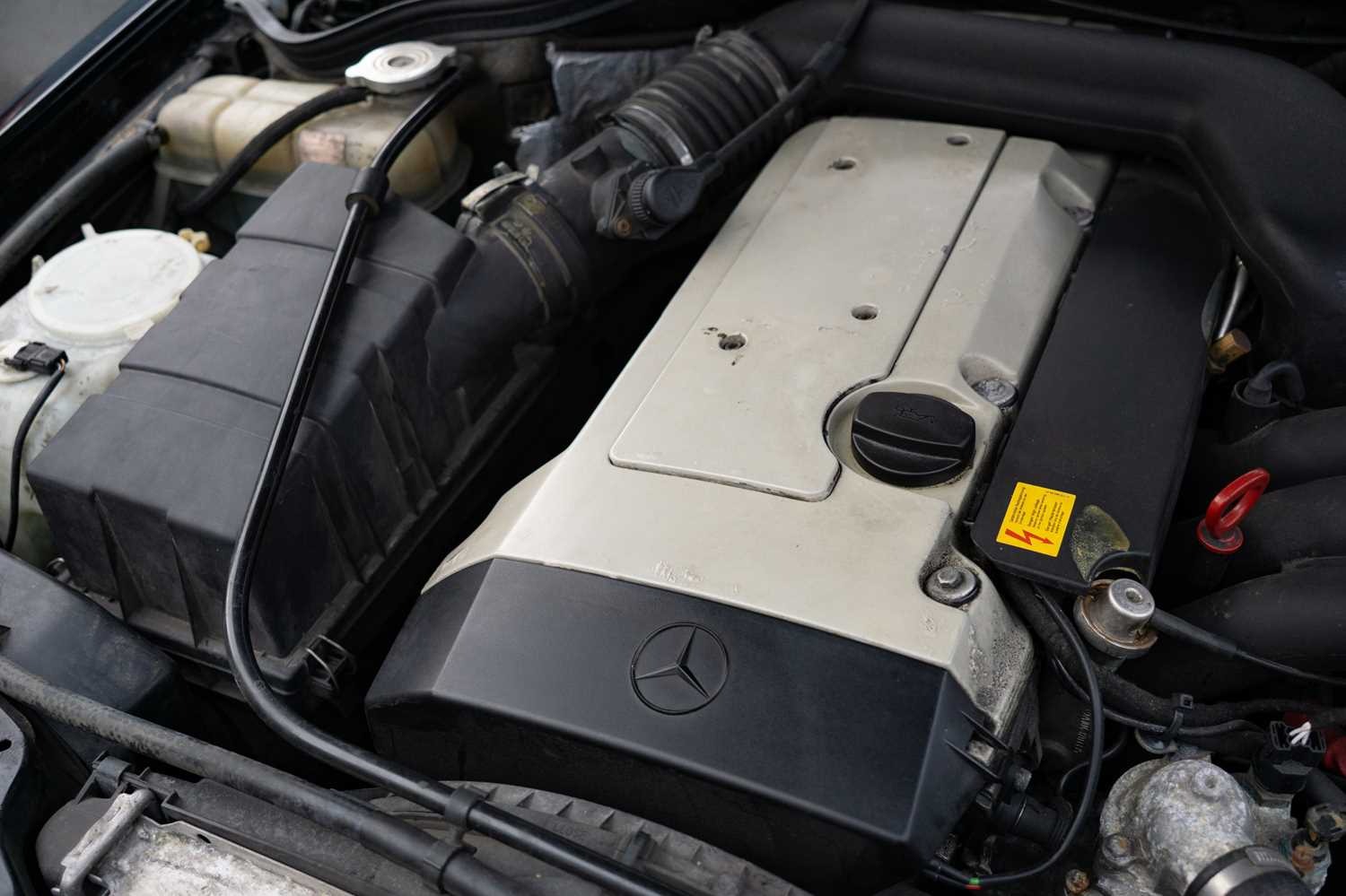 Used Mercedes-Benz E Class 1995 for sale - 76554357: Photo 36