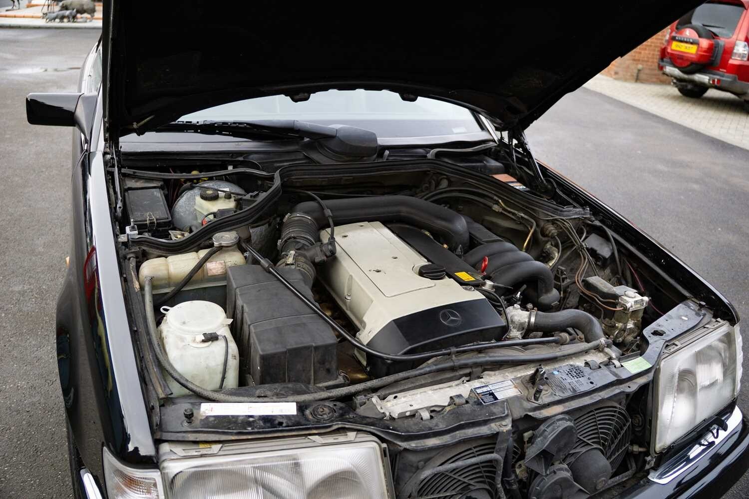 Used Mercedes-Benz E Class 1995 for sale - 76554357: Photo 39