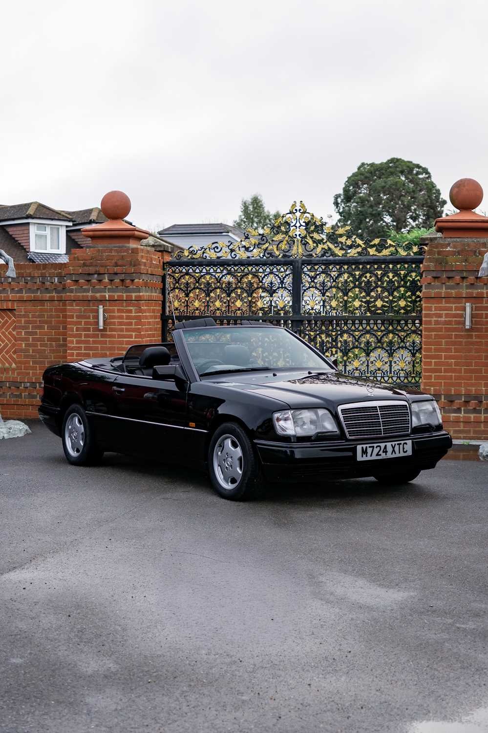 Used Mercedes-Benz E Class 1995 for sale - 76554357: Photo 7