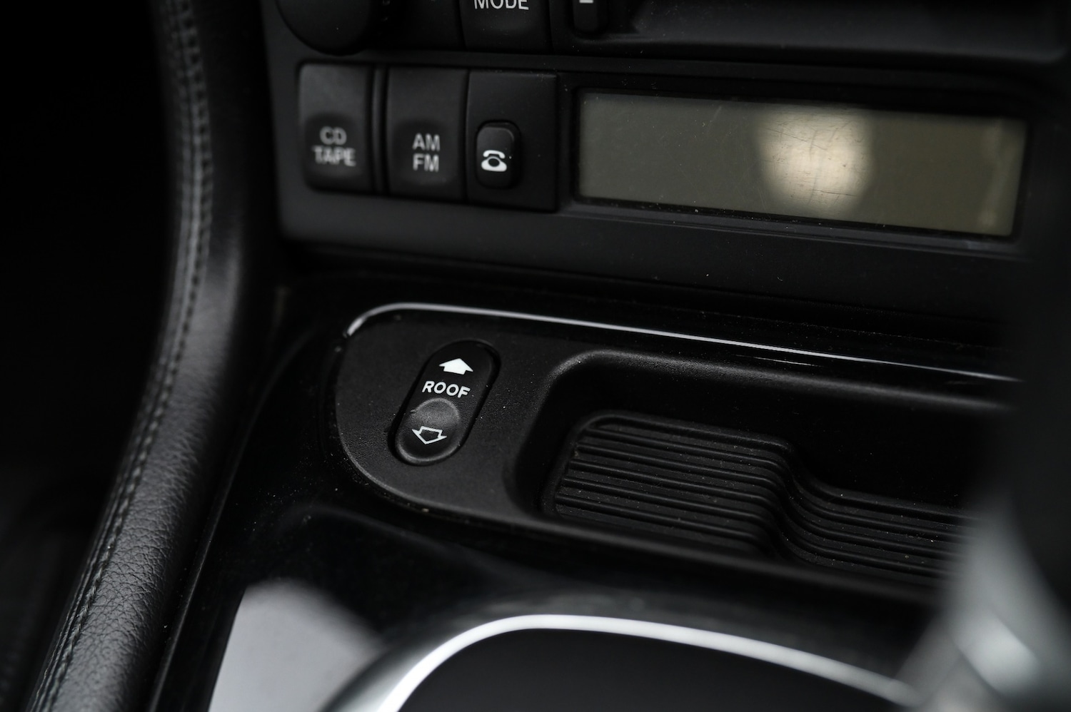 Used Jaguar XKR 2004 for sale - 77459771: Photo 16