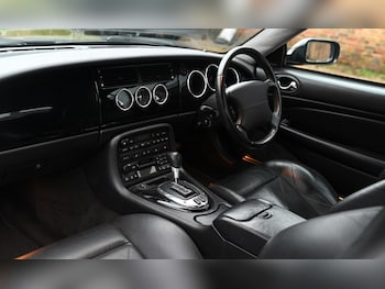 Used Jaguar XKR 2004 for sale - 77459771: Photo