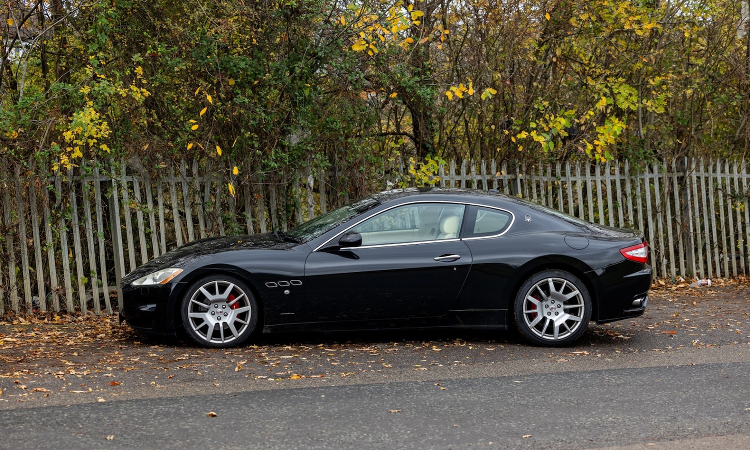 Used Maserati Granturismo 2008 for sale - 76477033: Photo 2