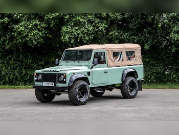 Used Land Rover Defender 110 1989 for sale - 79380435: Photo