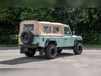 Used Land Rover Defender 110 1989 for sale - 79380435: Photo
