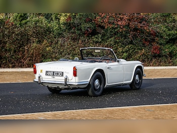 Used Triumph TR4 undefined for sale - 76449243: Photo