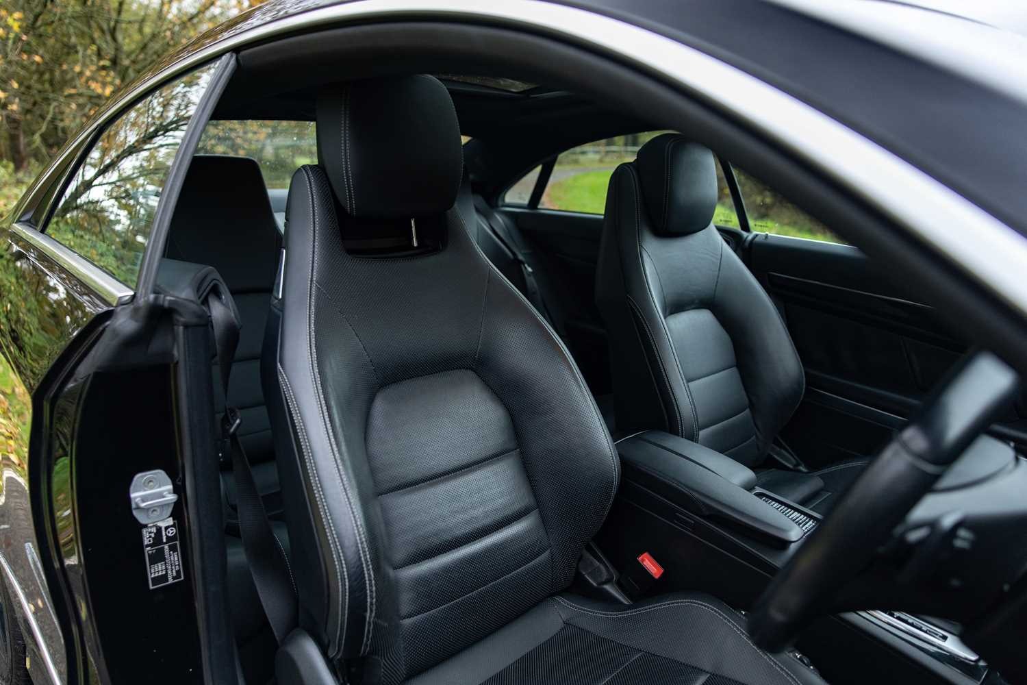Used Mercedes-Benz E Class 2010 for sale - 76557128: Photo 31