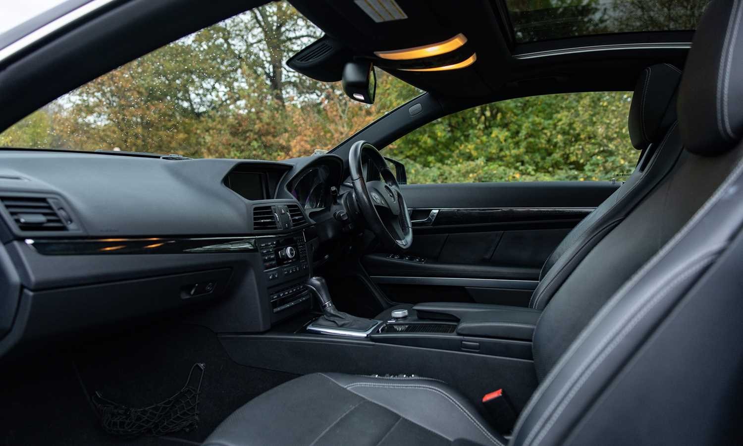 Used Mercedes-Benz E Class 2010 for sale - 76557128: Photo 4