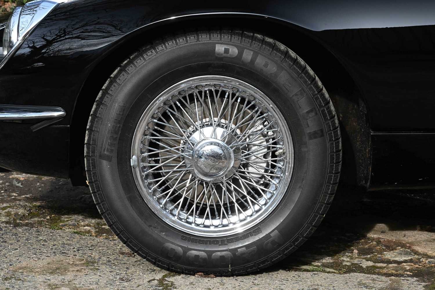 Used Jaguar E-Type 1974 for sale - 77607215: Photo 15