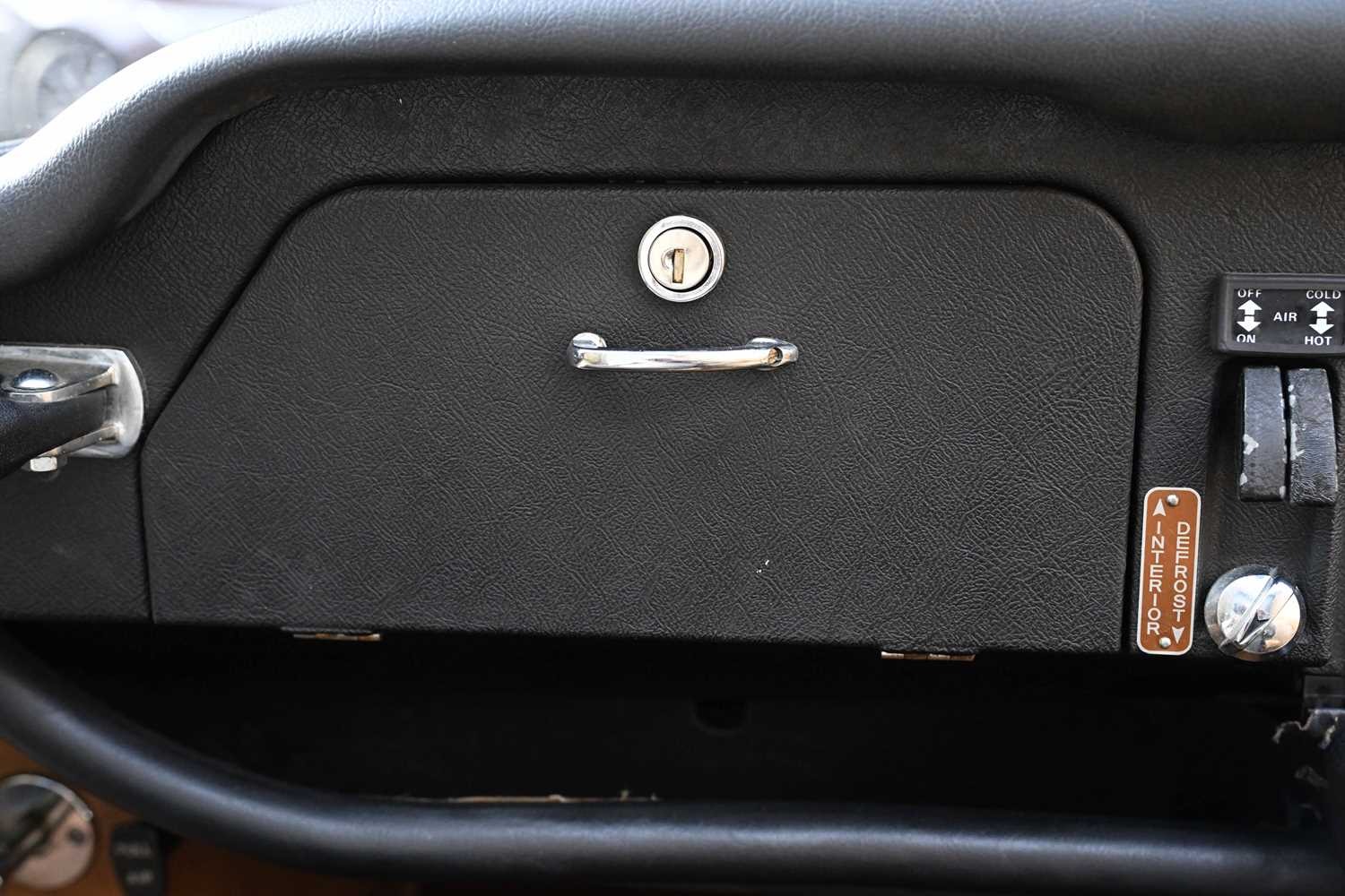 Used Jaguar E-Type 1974 for sale - 77607215: Photo 42